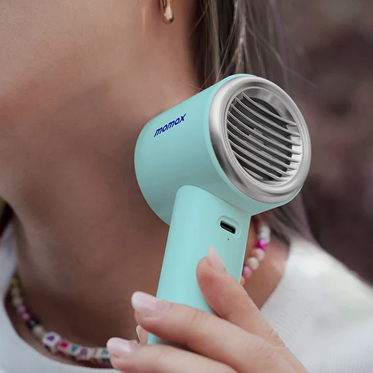 MOMAX Kipas Angin Portable Type USB C High-speed Ultra Freeze Portable Icy Cooling Fan - Gambar 7